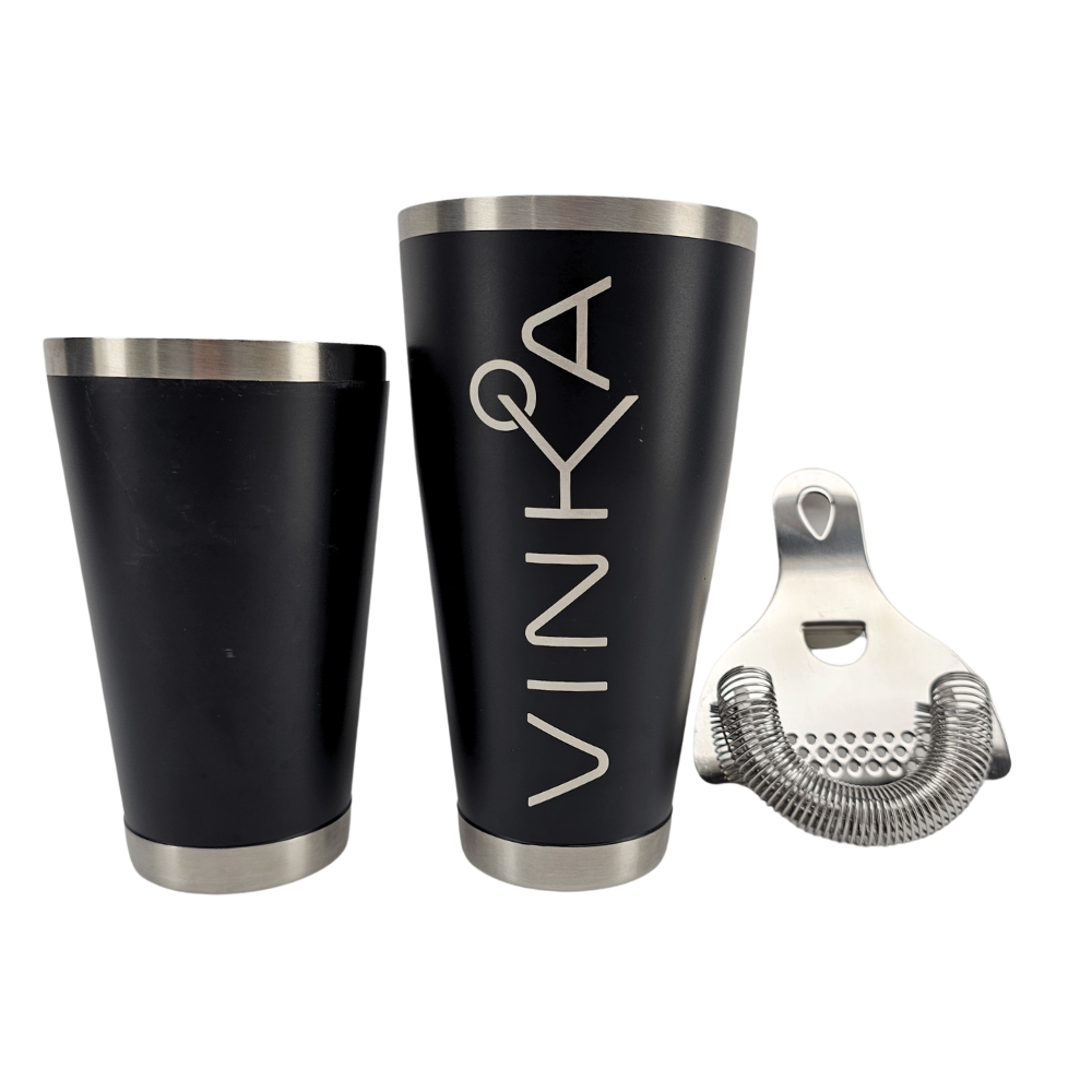 Effortlessly create delicious cocktails with the VINKA Boston Shaker Set. Made from quality stainless steel, this two-piece shaker is both durable and dishwasher safe.